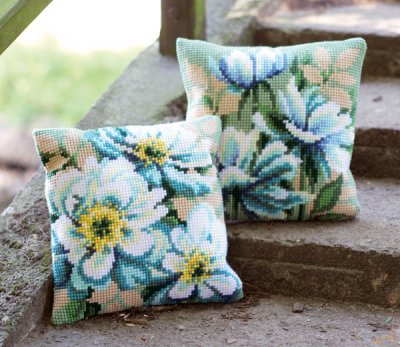 Japanese Anemones I (right)