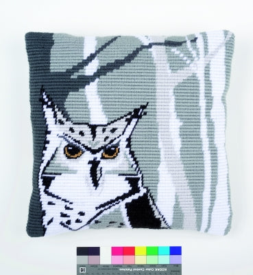 Hella (Owl) Cushion