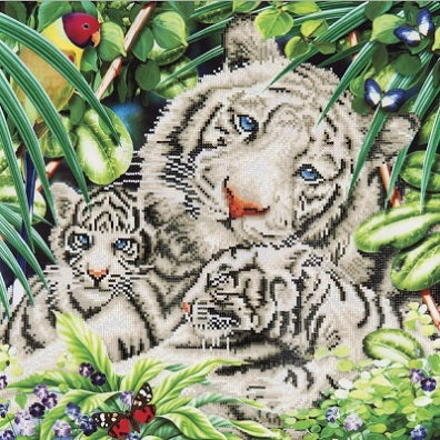 White Tiger and Cubs