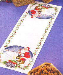 Santa Tablerunner