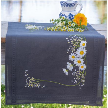 Daisies Table Runner