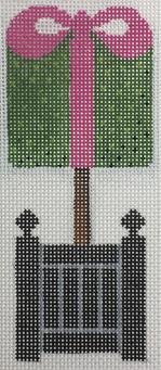 Topiary - Square Present