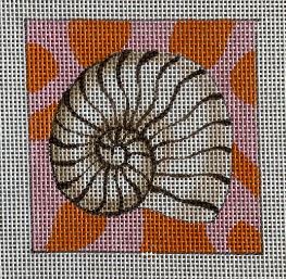 Black/White Seashell