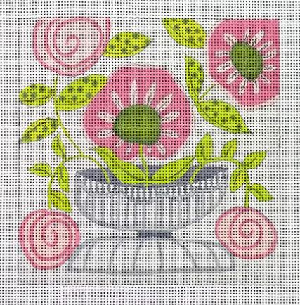 Vase/Pink Flowers