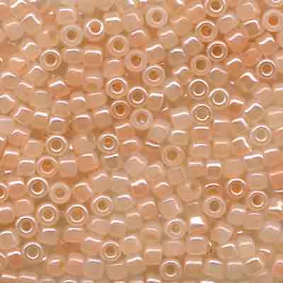516 Butter - Sundance Beads Size 11