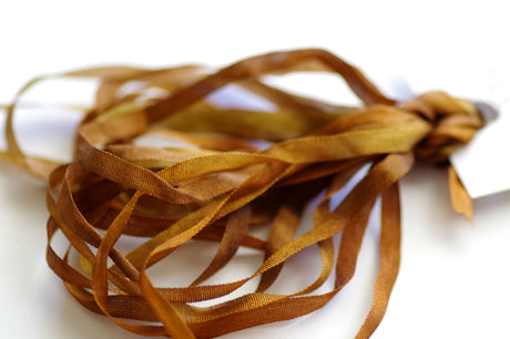 243 Woods of Gold - Silken Ribbons 4 mm