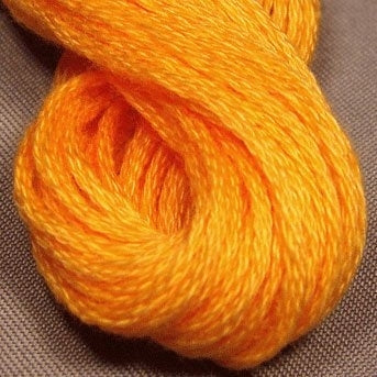 VAS1271 Bright Peach Medium - Valdani Threads - 6 ply skeins